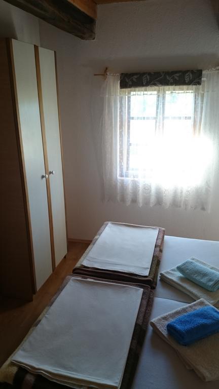 Rustic Home Mia Duga Resa Pokój zdjęcie