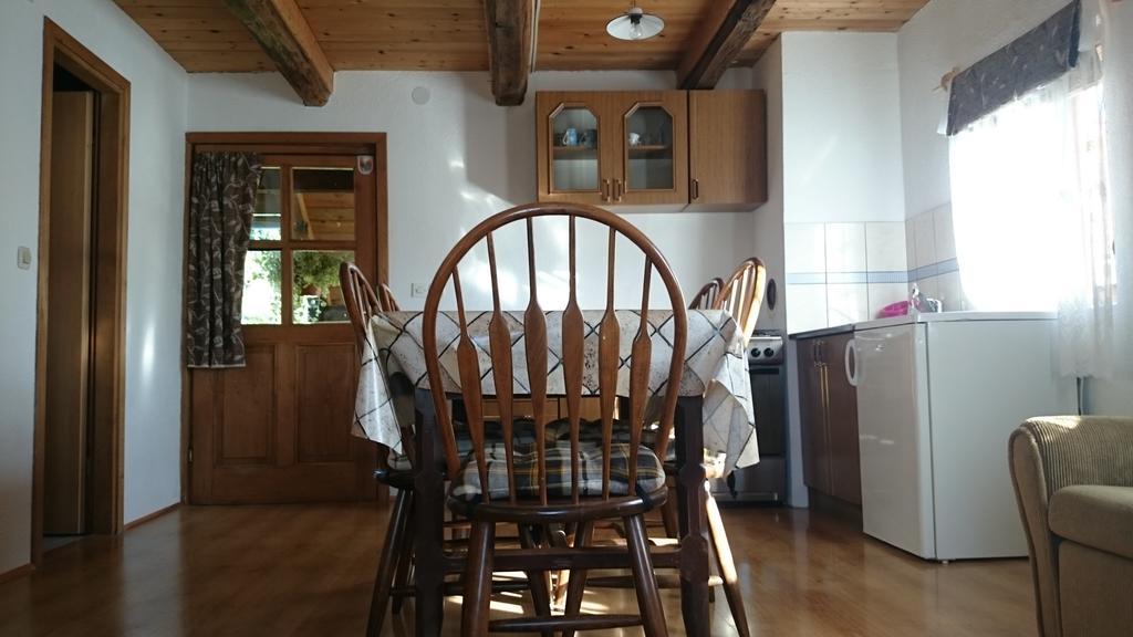 Rustic Home Mia Duga Resa Pokój zdjęcie